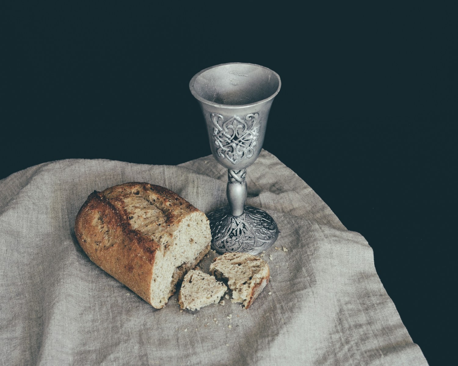 A44 – Celebrating the Lord’s Supper